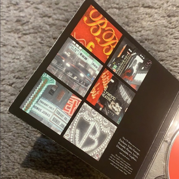 jonas brothers vintage HAND AUTOGRAPHED CD - Picture 2 of 4